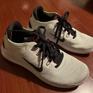 Nike Free Run women’s Sz 6.5
